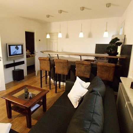Ferienhaus Boddenhus Glowe Buitenkant foto